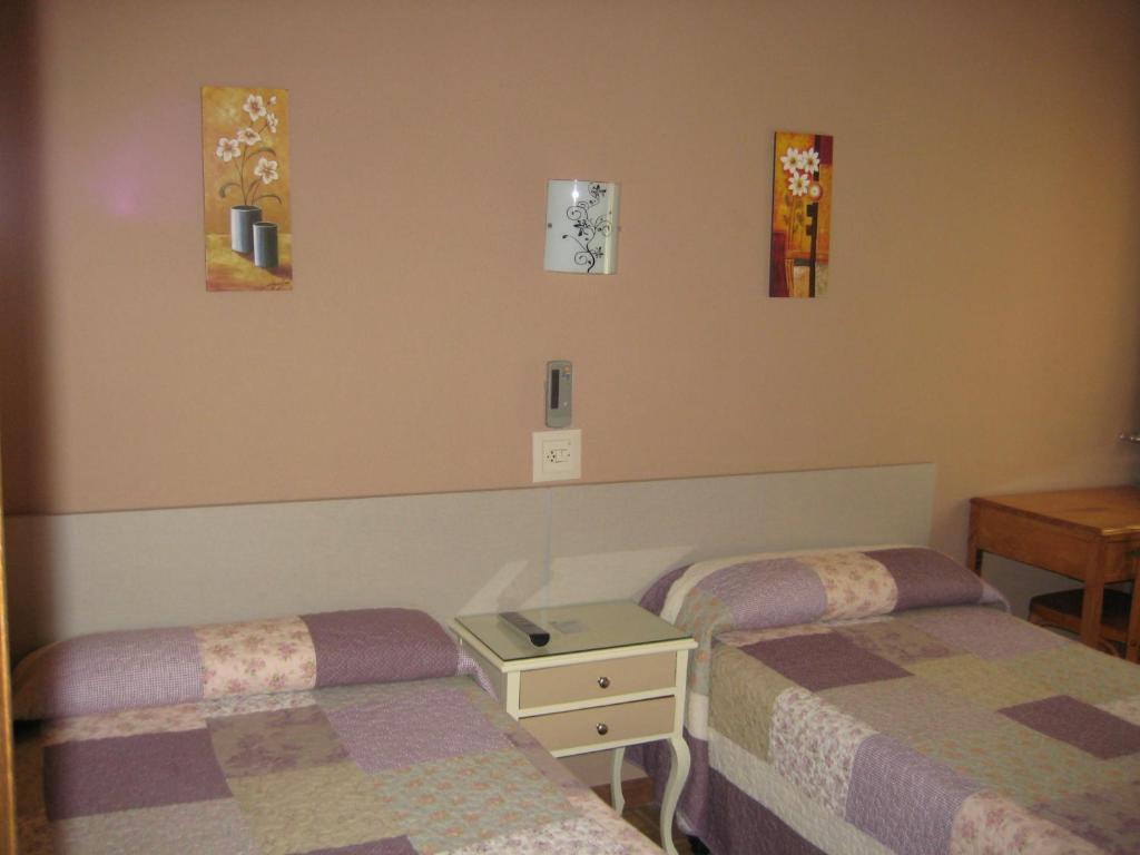 Single Room,26738288:JPEG